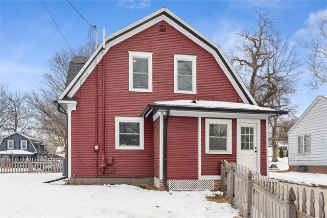 683 25th Street, Des Moines, IA 50312