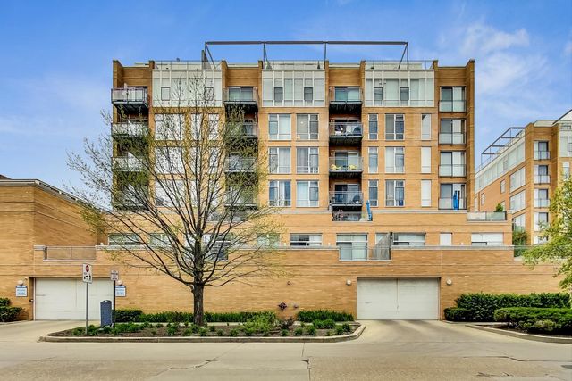 1720 OAK Avenue 403, Evanston, IL 60201