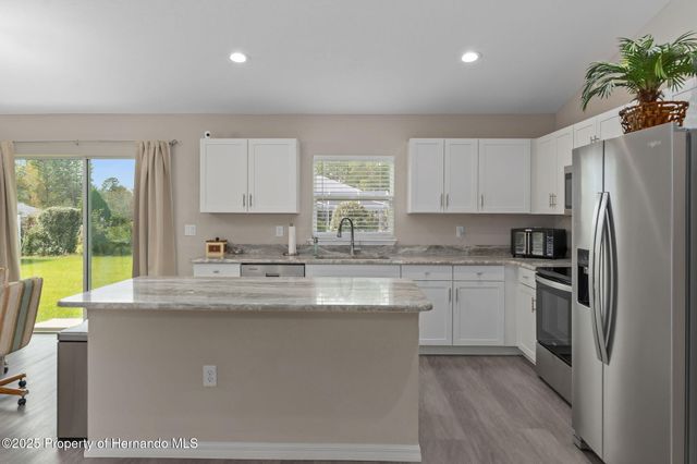 8098 N Independence Way, Citrus Springs, FL 34433