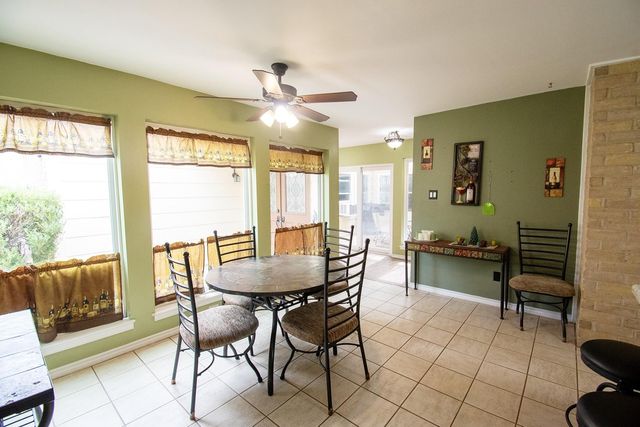 1827 Ash Meadow Drive, Houston, TX 77090