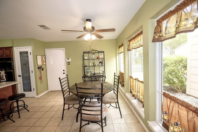 1827 Ash Meadow Drive, Houston, TX 77090