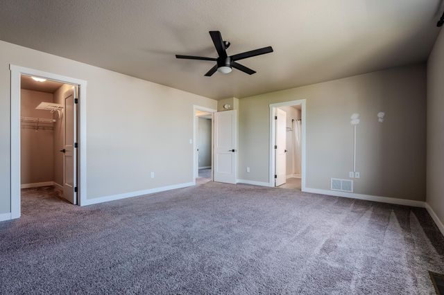6204 63rd Avenue S, Fargo, ND 58104