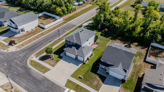 6204 63rd Avenue S, Fargo, ND 58104