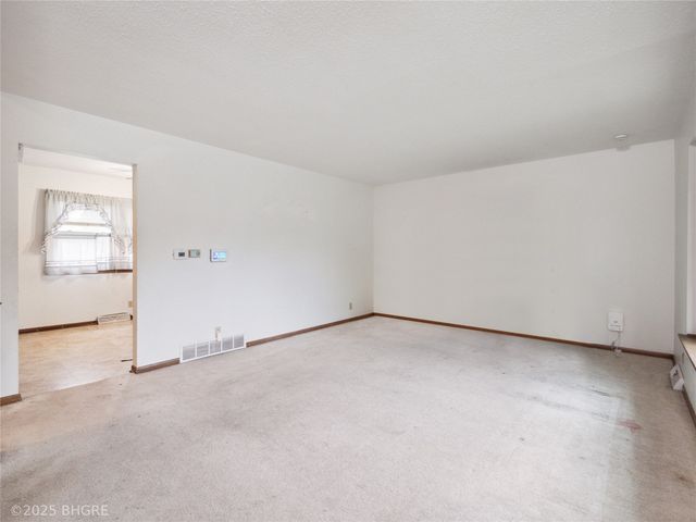 4508 SE 3rd Street, Des Moines, IA 50315