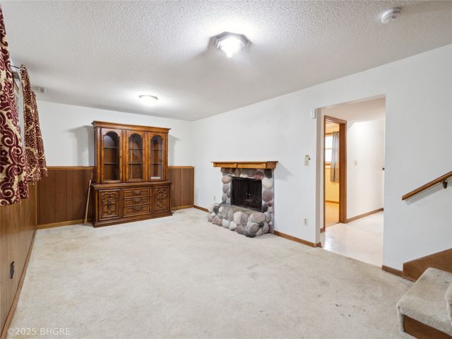 4508 SE 3rd Street, Des Moines, IA 50315