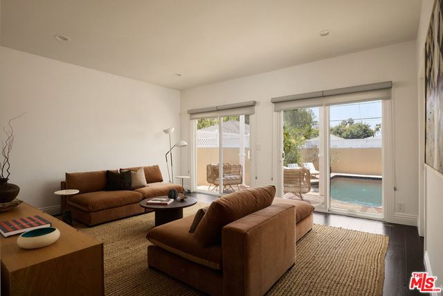 2955 Kelton Avenue, Los Angeles, CA 90064