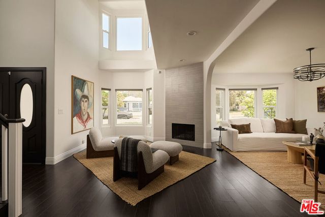 2955 Kelton Avenue, Los Angeles, CA 90064