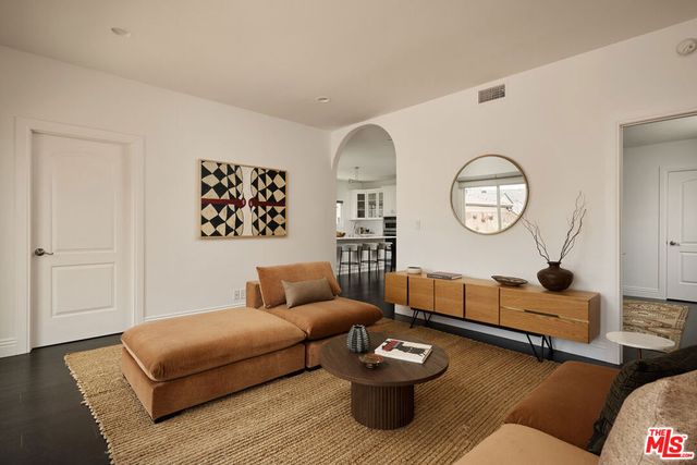 2955 Kelton Avenue, Los Angeles, CA 90064