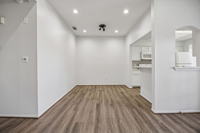 8600 Coppertowne Lane 2007, Dallas, TX 75243