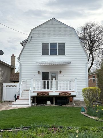 6041 N Newburg Avenue, Chicago, IL 60631