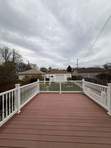 6041 N Newburg Avenue, Chicago, IL 60631