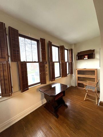 6041 N Newburg Avenue, Chicago, IL 60631