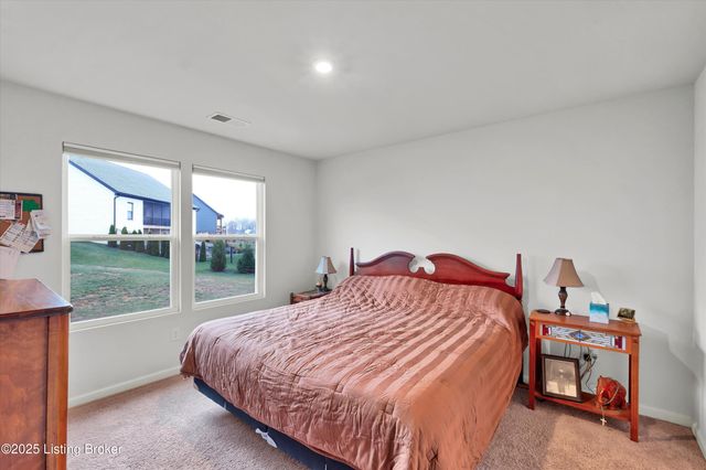 304 Summit Creek Dr, Elizabethtown, KY 42701