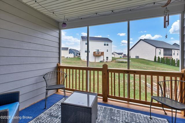 304 Summit Creek Dr, Elizabethtown, KY 42701