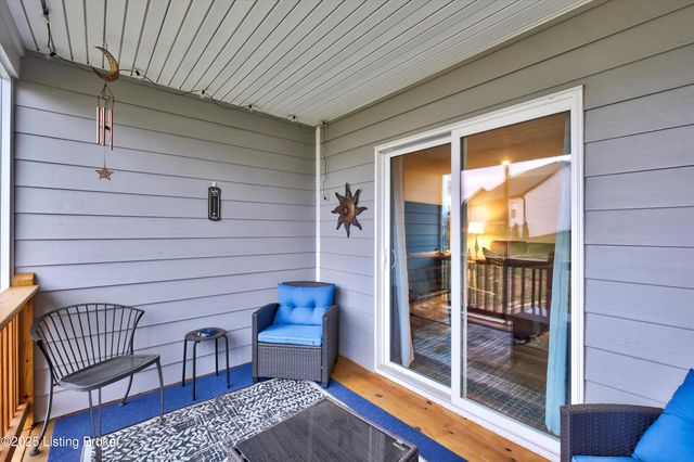 304 Summit Creek Dr, Elizabethtown, KY 42701