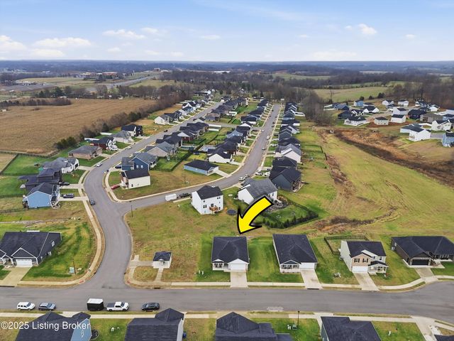 304 Summit Creek Dr, Elizabethtown, KY 42701