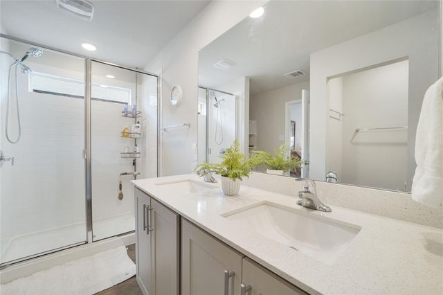 143 Callado CIR, San Marcos, TX 78666