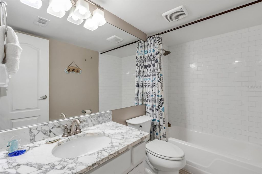 Image 6 of property listing at 4175 S ATLANTIC AVENUE 314, New Smyrna Beach, FL 32169