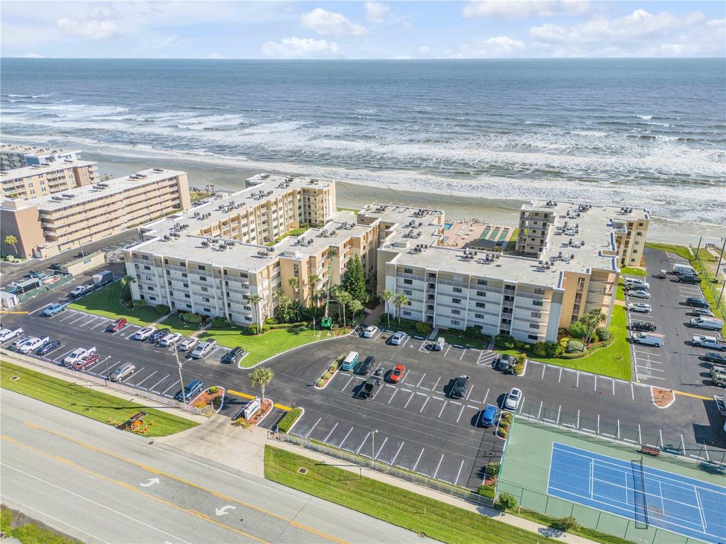 Image 57 of property listing at 4175 S ATLANTIC AVENUE 314, New Smyrna Beach, FL 32169