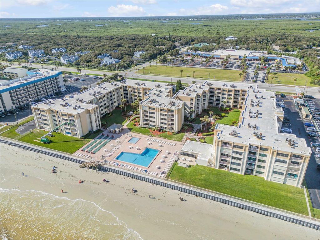 Image 62 of property listing at 4175 S ATLANTIC AVENUE 314, New Smyrna Beach, FL 32169