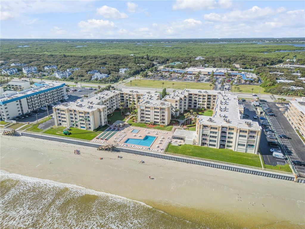 Image 66 of property listing at 4175 S ATLANTIC AVENUE 314, New Smyrna Beach, FL 32169