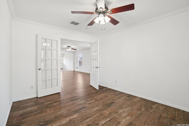 7710 Derby, Selma, TX 78154