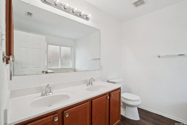 7710 Derby, Selma, TX 78154