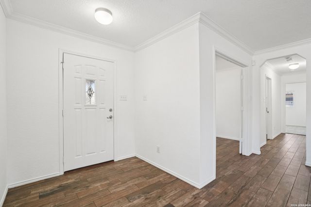 7710 Derby, Selma, TX 78154