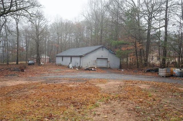 5520 HEARN Road, Ellenwood, GA 30294
