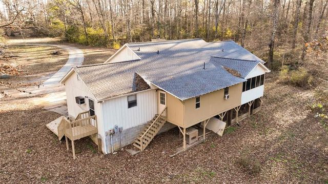 5520 HEARN Road, Ellenwood, GA 30294
