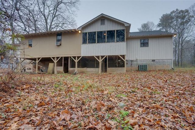 5520 HEARN Road, Ellenwood, GA 30294