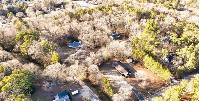 5520 HEARN Road, Ellenwood, GA 30294