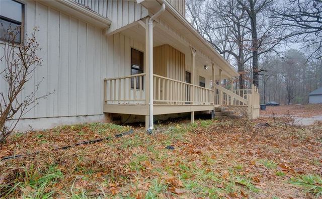 5520 HEARN Road, Ellenwood, GA 30294