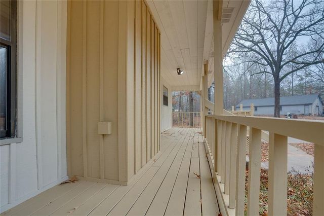 5520 HEARN Road, Ellenwood, GA 30294