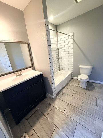 1617 College Avenue, Des Moines, IA 50314