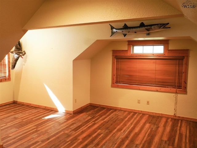 21748 S HWY 148, Henrietta, TX 76365