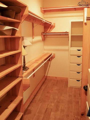 21748 S HWY 148, Henrietta, TX 76365