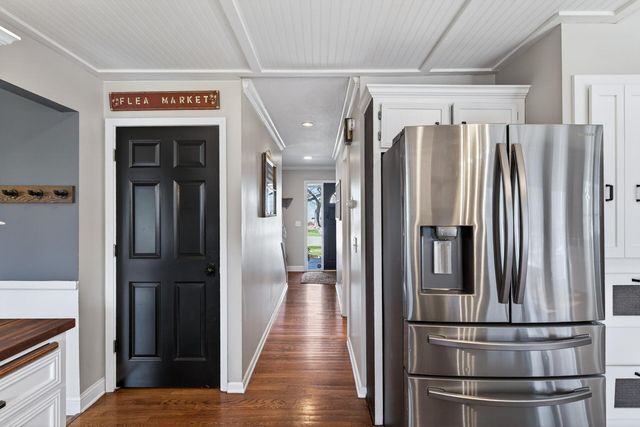 8040 172nd Street W, Lakeville, MN 55044