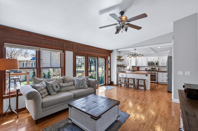 8040 172nd Street W, Lakeville, MN 55044