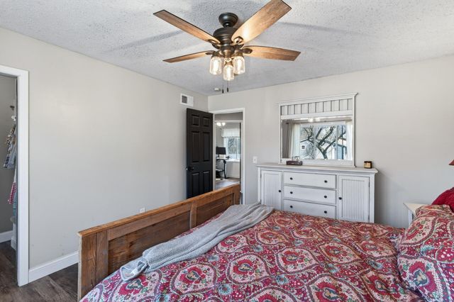 8040 172nd Street W, Lakeville, MN 55044