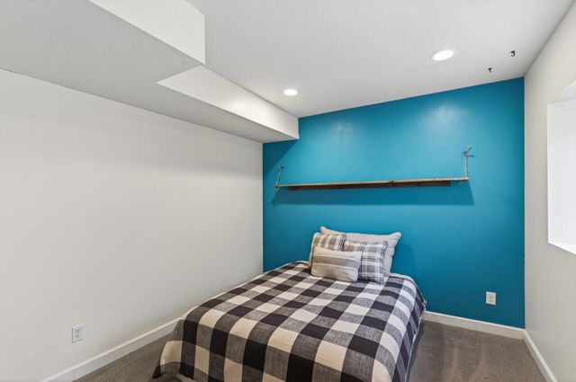 8040 172nd Street W, Lakeville, MN 55044