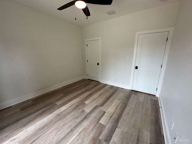 1109 E Leonard St, Pensacola, FL 32503
