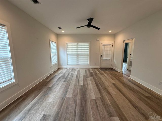 1109 E Leonard St, Pensacola, FL 32503