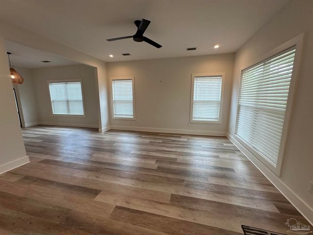 1109 E Leonard St, Pensacola, FL 32503