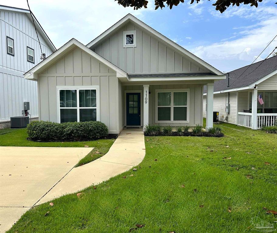 1109 E Leonard St, Pensacola, FL 32503