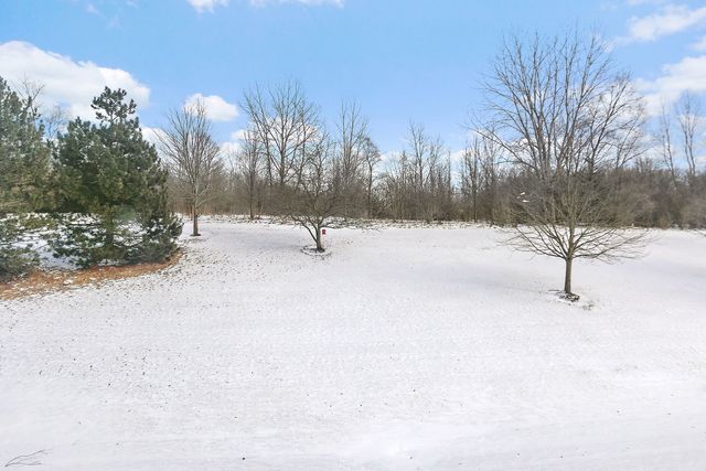 2276 Flagstone Lane, Carpentersville, IL 60110