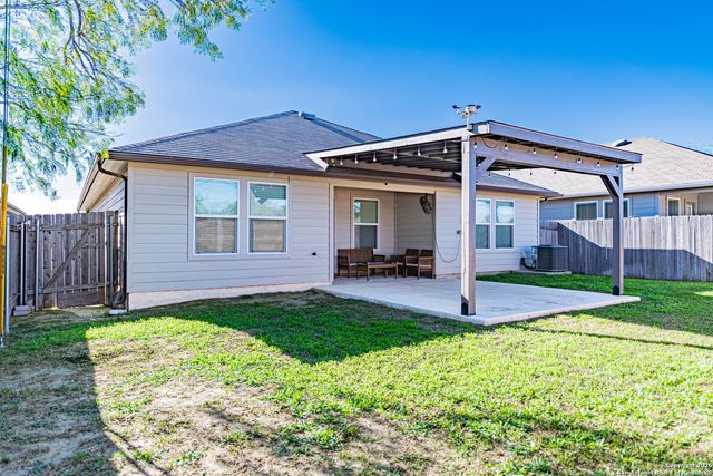 755 Ocelot Court, Seguin, TX 78155