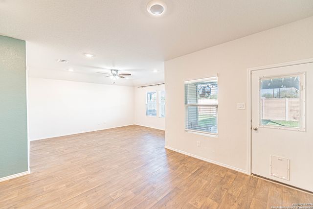 755 Ocelot Court, Seguin, TX 78155