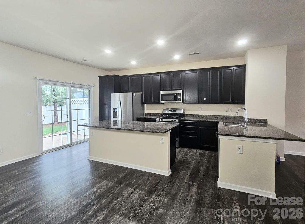 7333 Jane Parks Way, Charlotte, NC 28217