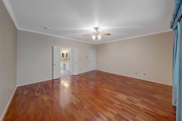 1618 Nails Creek Drive, Sugar Land, TX 77478